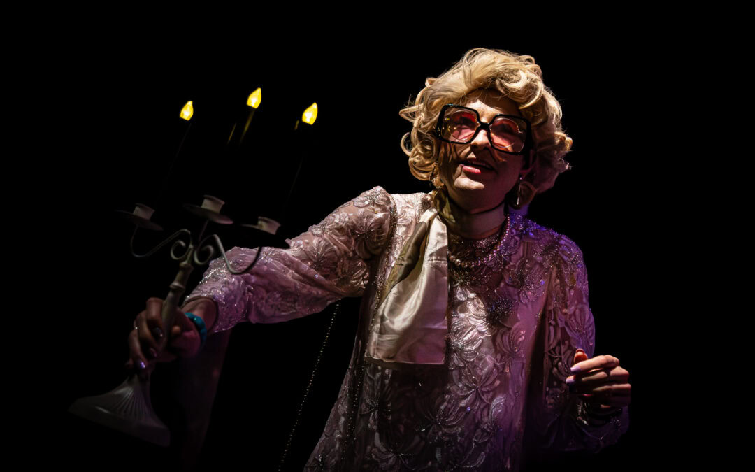 Comic Clairvoyant Joan Q Brings Her Psychic Comedy Séance to SpookyFest 2026